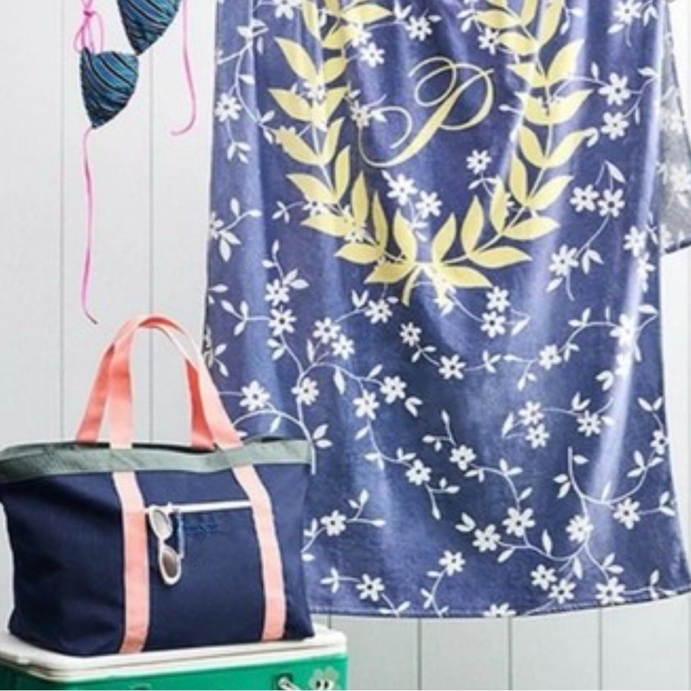 PINK Victoria’s Secret Tote Bag & Large Beach Towel Set NWT